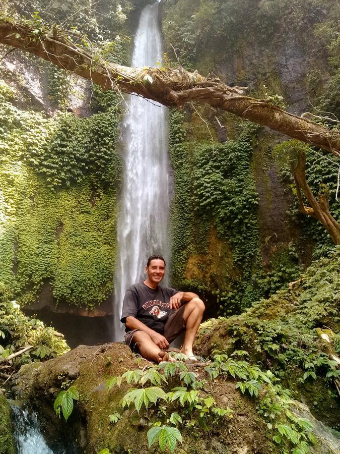 Pondok Manis Singaraja  Bagian luar foto