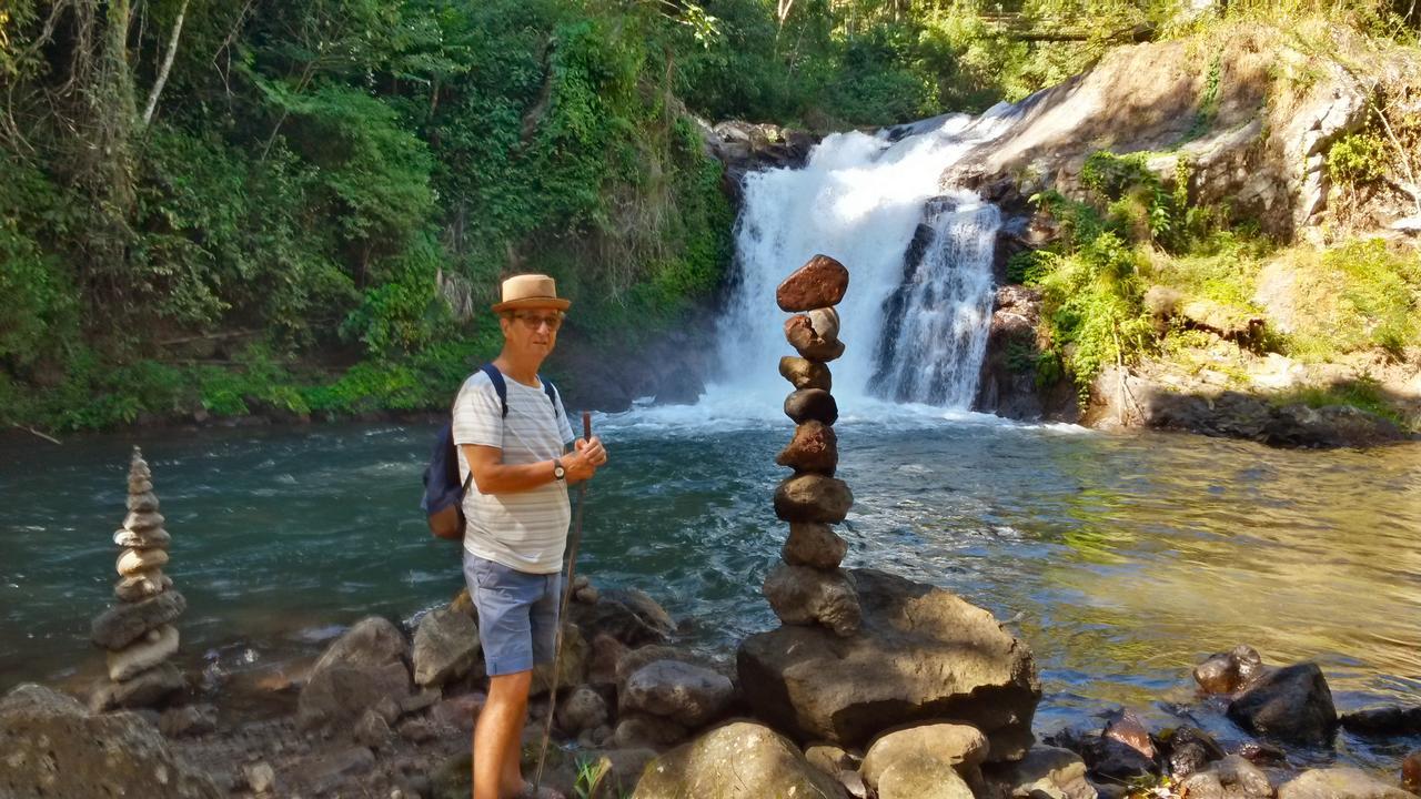 Pondok Manis Singaraja  Bagian luar foto