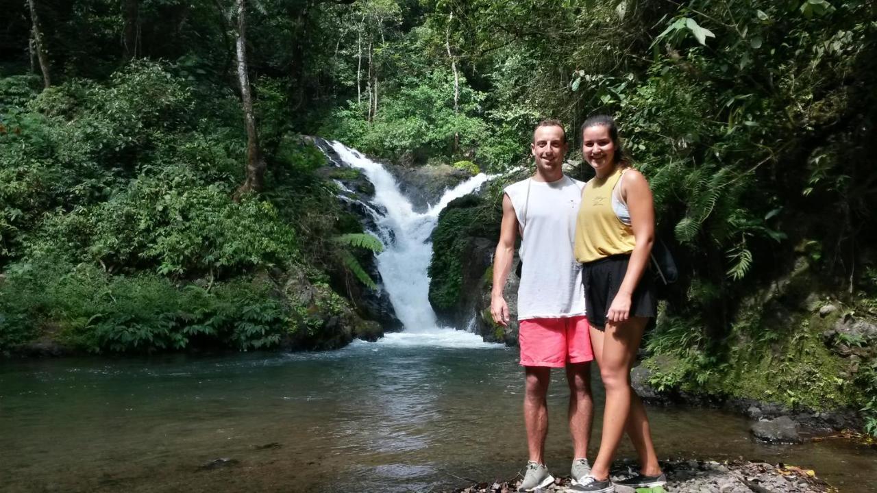 Pondok Manis Singaraja  Bagian luar foto