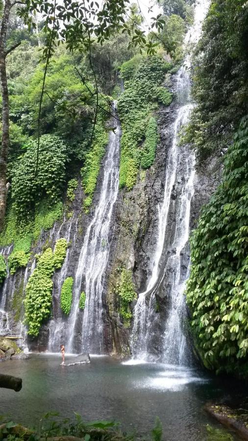 Pondok Manis Singaraja  Bagian luar foto