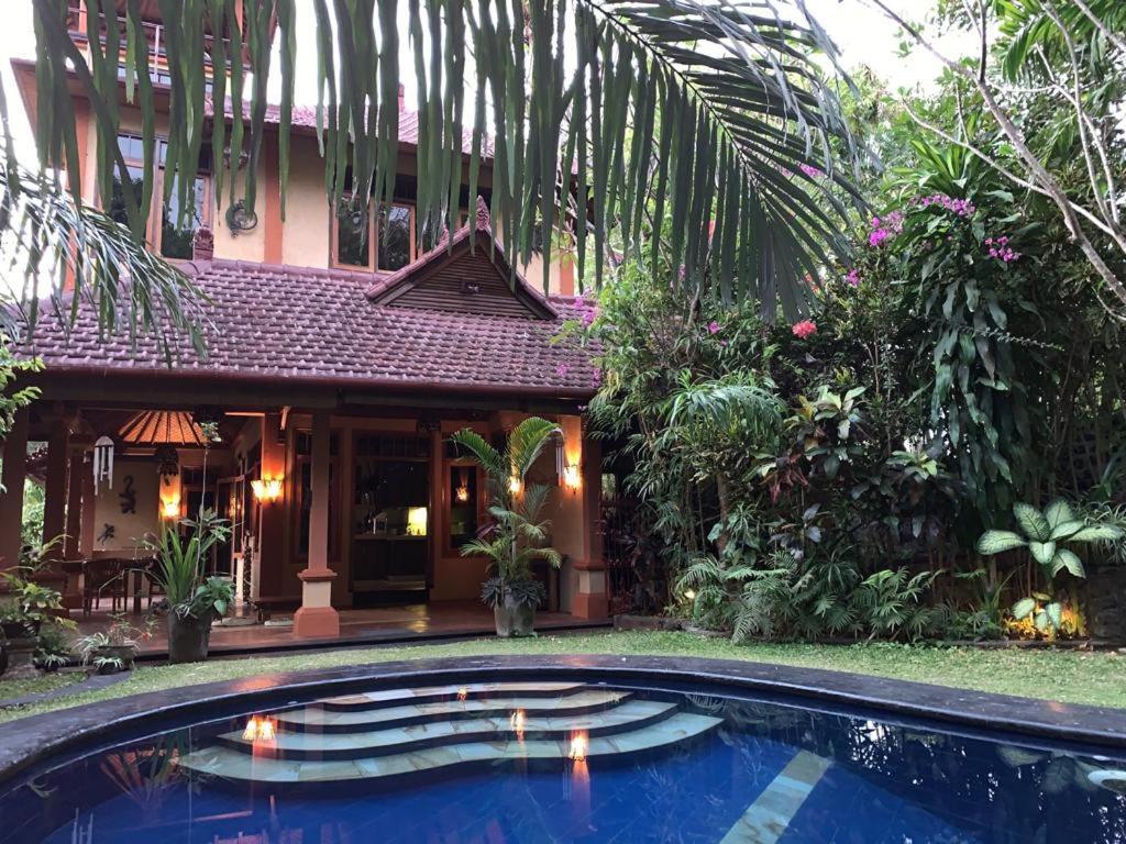 Pondok Manis Singaraja  Bagian luar foto